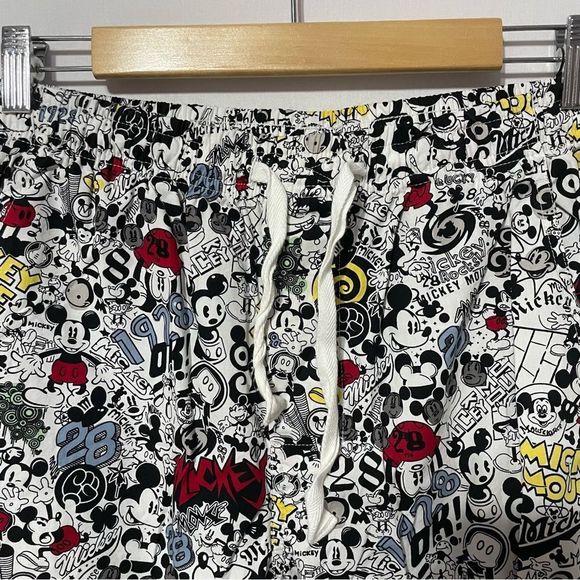 S Mickey Mouse Scrub Pants Allover Print - Picture 6 of 8